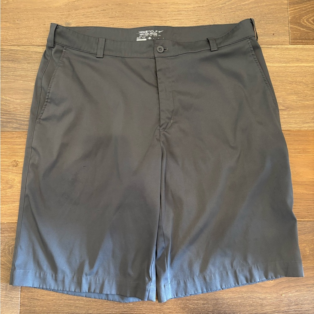 Nike dark Gray Performance Shorts. Dri fit